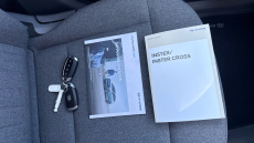 Hyundai INSTER 85kW Cross 49kWh 5dr Auto Electric Hatchback